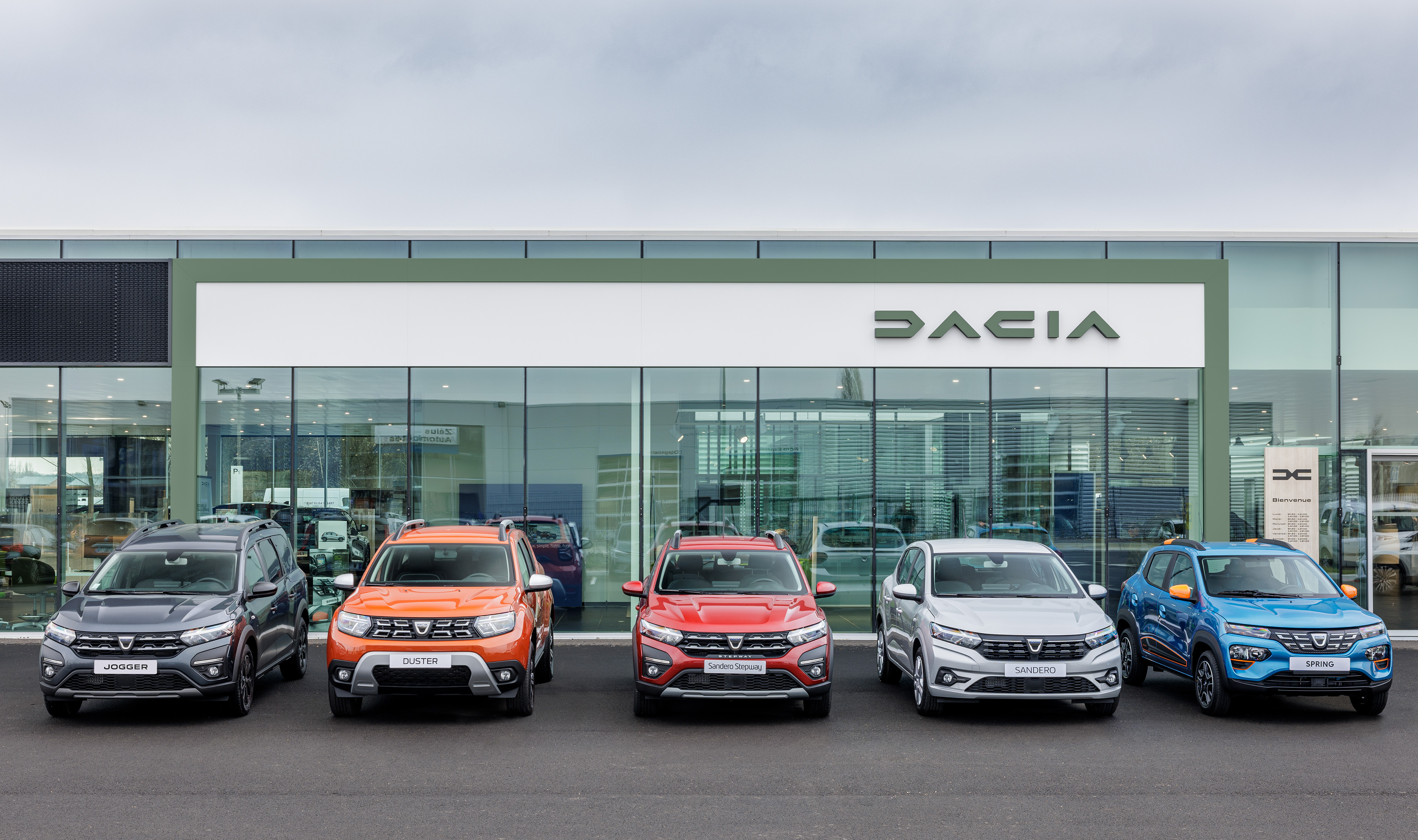 2022 - Story Dacia - Dealerships see Dacias new face (4).jpeg